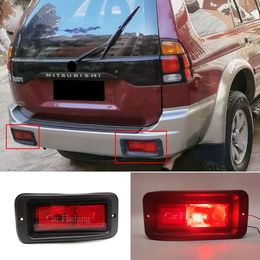 Éclairage de réflecteur arrière arrière pour Mitsubishi Pajero Shogun Sport pour Challenger 2000-2008 Signal d'arrêt de queue de frein de frein de frein