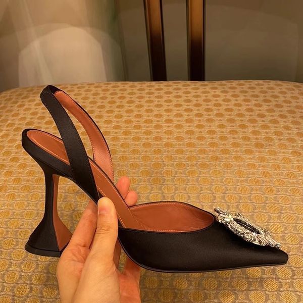 Élingue arrière Crystal Embelli la robe de boucle Pumps Pumps Pumps Talons Sandals Slingback Slinom Shoes Luxury Designer High Heels Factory Footwear