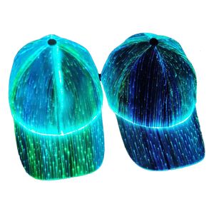 Chapeaux de casquette de baseball LED RVB rechargeables avec lumière LED - Black LED Fiber Optic Luminous Sports Cap pour camionneur 231220