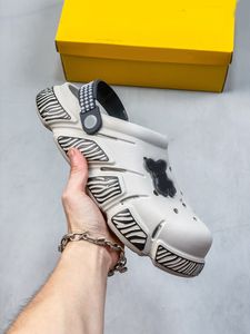 Recon Cheetah slide Zapatillas Diseñador para hombre slide negro blanco Zapatilla moda hombres mujeres diapositivas sandalias al aire libre Scuffs sandalia ilzj #