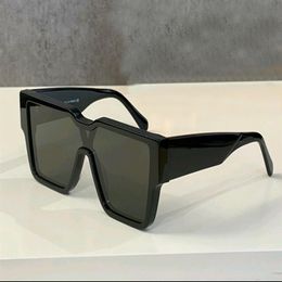 Gafas de sol rectangulares de choque para hombres Lente negra gris oscura z1593 Gafas de sol con máscara fresca Gafas UV con Box220z