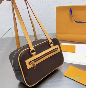 Rectangular Cite Long Top Handle Bag Bolsos de hombro vintage Classic Front Zip Pocket Tote Bolso de lujo Monograms Leather Womens Designer 2023