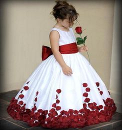 Nudo de lazo rojo y blanco Vestido de fiesta de satén rosa Vestidos de niña de flores de boda Escote redondo Vestidos de fiesta para niña pequeña 2019 Nuevo niño 9785924