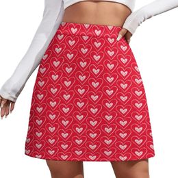 Jupe coeur rouge et blanc Saint Valentin coeurs Vintage mini jupes été taille haute graphique mode coréenne décontracté grande taille 240401