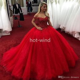 Rode baljurk Quinceanera jurken elegant van de schouder kralen kristallen lace-up zoete 15 prom jurken vestidos de festa ee