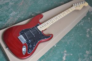 Guitare électrique à corps rouge Avec pickguard noir et touche en palissandre, micros SSS, permet une personnalisation.