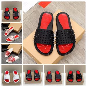 Red Bottoms Men Designer Slippers Sandals Classic Spike Spikes Flat Sandal Sandal Sandal de goma gruesa Sobrada Slipper Sluys Plataforma Mulas de moda de verano