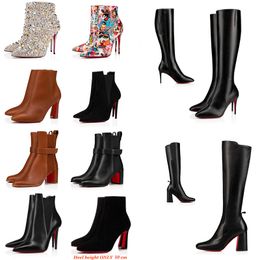 Chaussures à fond rouge Robe Classique Designer Talons Hauts Bas Rouges Femmes Bottes Sur Le Genou Botte Dame Sexy Pompes À Bout Pointu Style Botte Cheville Bottines Courtes Wo