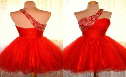 Vestidos de fiesta cortos de un hombro, baratos, rojos, tul plisado con cuentas y cristales, Vestidos de fiesta Mini Aline Party Prom Gow3673013