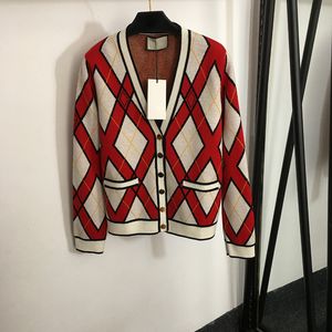 Pulls de Noël rouges pour femmes Cardigan de luxe avec boutons de styliste, grande taille, col en V, vestes en tricot de laine