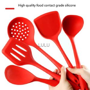 Spatule de cuisson rouge Outils de cuisine Pelle en silicone Pelle à nouilles Cuillère à fente Spatule résistante à la chaleur Grattoir pour poêle antiadhésive HKD230810