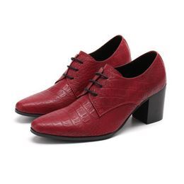 Crocodile rojo Hombres británicos Tacones altos Vestidos Boda Oxford Zapatos para hombres Man de cuero genuino Sapatos Scarpe Uomo B