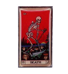 Rode Dood Tarot Kaart Emaille Pin Grim Reaper Skelet Sikkel Broche Occulte Gotische Badge4343293