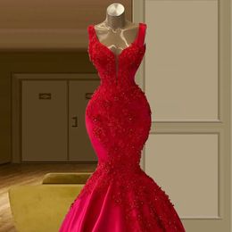 Vestido de fiesta con cuentas de flores rojas Oriente Medio 2024 Sirena Correas largas Hasta el suelo Vestidos de fiesta Robe De Soiree Ropa de noche Árabe Dubai Lujo