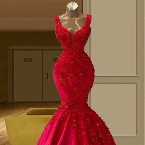 Robe de bal de fleur de fleurs rouges Middle East 2024 Sircations longues Longueur du sol robes de fête Robe De Sobree Evenage Wear Arabe Dubai Luxury