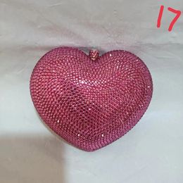 Rojo lleno de diamantes mujeres bolsos de noche embrague Rhinestone boda cumpleaños cristal en forma de corazón señoras cena bolso rosa embragues 240223