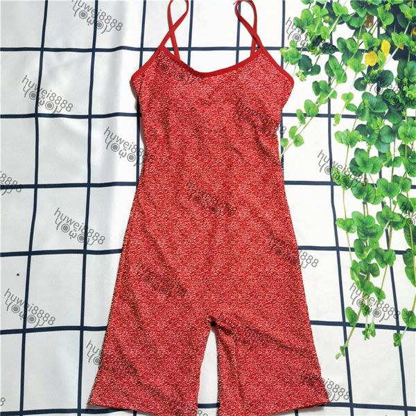 Traje de baño de la diosa roja Hipster Trajes de baño de una pieza de las mujeres de calidad superior Playa al aire libre Vendaje de natación de lujo Desgaste del diseñador Four2869