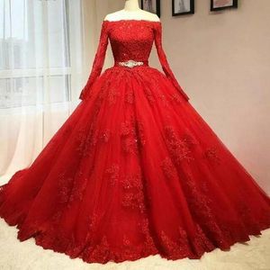 Robe de bal en dentelle rouge robes de Quinceanera 2020 épaules dénudées manches longues tulle appliques ceinture perlée corset doux 16 robes BC0807