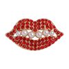 Lèvres rouges Love Heart Broches Strass Artificial Pearl Blazer Blazer Pin Lady Coat Broche Mode Bijoux Chaude Vente 3 8YN P2