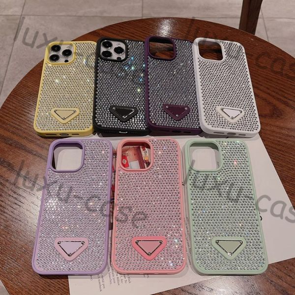 Luxe Glitter Triangle Designer Phone Case Bling Strass étuis pour iphone 15 promax 11 12 13 14 Pro Max Mode Femmes p phonecase rose