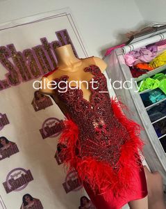 Rode luxe mini-avondcocktailjurken voor dames Sparkly Diamond Crystal Feather verjaardagsjurk vestidos de gala zwart meisje prom