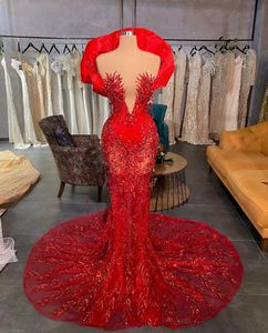 Red Mermaid Prom -jurken Mouwloze V -nek Appliques Sparkly pailletten kanten holle kralen vloer lengte kant sexy formele jurken avondjurken plus maat op maat gemaakt