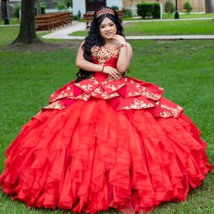 Rouge Mexicain Princesa Quinceanera Robe 2024 Robe De Bal Broderie Applique Volants À Niveaux Doux 16 Robe À Lacets 15 Robe De