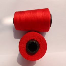 Rood polyester naaigaren naaimachine kleding lock edge draad