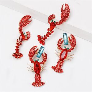 Red Rhinestone Lobster oorbellen Legering Glanzende rivierkreeft Dangler voor vrouwen Mode Persoonlijkheid Druppel oorbellen Crystal -oorbellen
