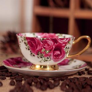 rode roos Britse koffiekopje bone China cup set retro creatieve huishoudelijke keramische Europese theeservies cup234a