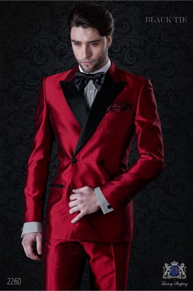 Tuxedos de marié en satin rouge à double boutonnage pour hommes Tuxedos de mariage Peak Revers Veste Blazer Mode Hommes Dîner / Darty Costume (Veste + Pantalon + Cravate) 1284