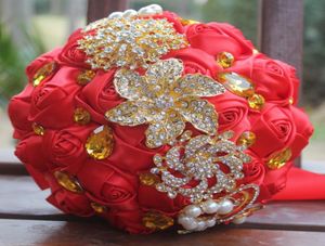 Red Silk Satin Wedding Bouquets Simulatie Bloembruiling Benodigdheden Artificiële bloem Gold Rhinestones Sweet 15 Quinceanera Bouquet4715277