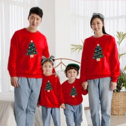 Suéteres rojos para partido familiar Papá Noel Navidad Adultos Niños Pijamas Mamá e hija Elk Sudadera de Navidad Trajes de alta calidad 231229