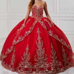 Red Sweetheart Ball Jurk Quinceanera Dresses Gold Appliques Lace Tull van de schouder Corset Vestidos de Anos