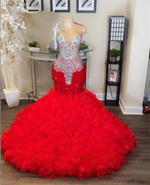 Red Tulle Roches Sier Crystal Robes de bal perlé superbes sexy Voir à travers des robes de fête d'anniversaire Black Girls Mesh Vestido