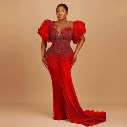 Rood Fluwelen Prom Dresses Wth Puffy Mouwen Sheer Hals Applicaties Beafs Afrikaanse Dames ASO EBI Avondjurk Plus Size Vestidos Pro343