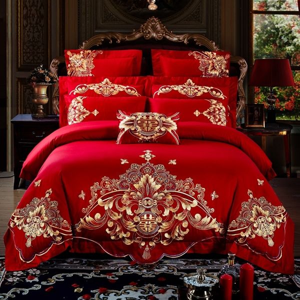 Estilo de boda rojo Lujo Oro Oriental Bordado 100% algodón Juego de cama Funda nórdica Sábana Colcha Funda de almohada 4/6/9pcs T200706