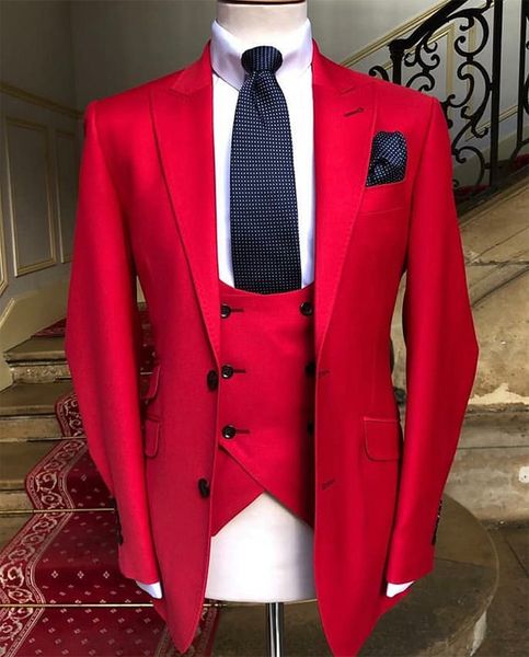 Tuxedos de mariage rouge 2019 Deux boutons à revers Slim Fit Costumes pour hommes pour les smokings de bal hommes blazer costumes (Veste + Pantalon + Gilet + Cravate)