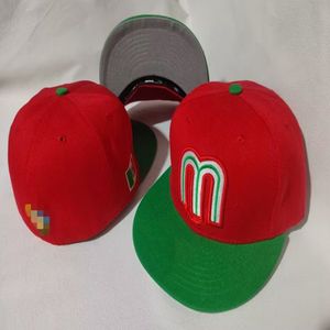 Rouge avec vert Mexique M lettre Casquettes de baseball Date Mode Casquettes chapeus pour Femmes Hommes Unisexe Hip Hop gorras Plein Fermé Chapeaux Équipés