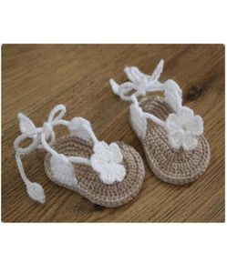 ree gehaakte babyslippersbaby zomersandalenGEHAAKTE babysandalen met kleine bladerdeegbloemenmaat9cm10cm11cm64257985767194