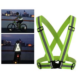 Reflecterend veiligheidsvest Reflecterend hardloopvest met hoge zichtbaarheid Verstelbare bandjes voor buiten joggen Fietsen Wandelen en rijden Chaleco Reflectante De Seguridad