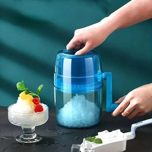 Rafraîchissez votre été avec un broyeur à glace manuel portable - Idéal pour un usage domestique !