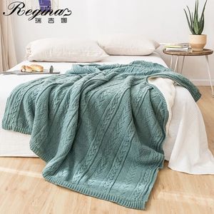 Regina Brand Winter Stripe Fleece Dekens zachte warme sherpa Noordse stijl Home Decor Batt -spread pluche gooi dekens voor bedbank 231221