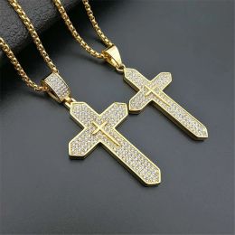 Colliers religieux avec pendentifs croix scintillants glacés pour femmes et hommes, bijoux chrétiens en or jaune 14 carats