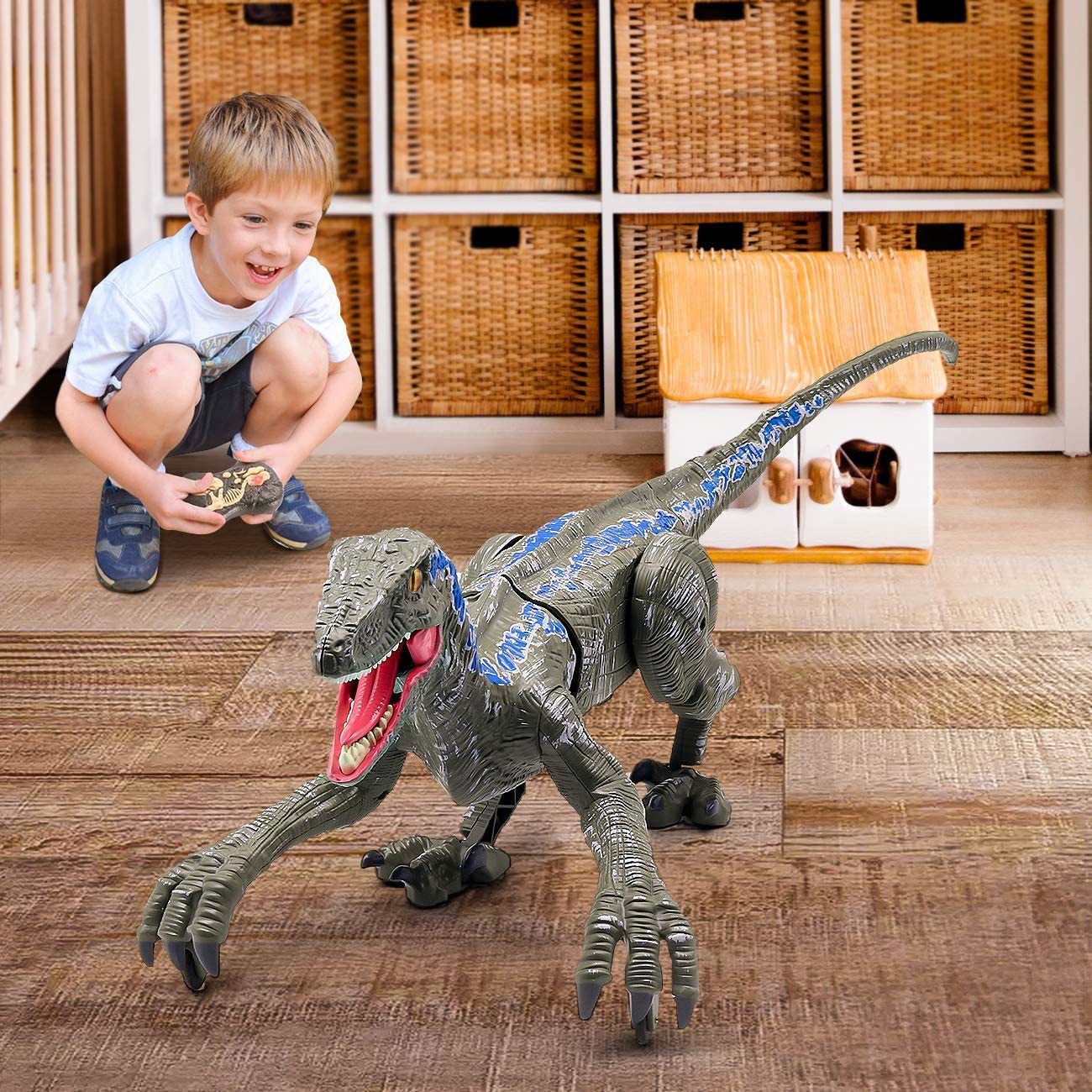 Uzaktan Kumanda Hayvan Dinozor Oyuncakları 3D Gözler Yürüyen Robot LED Işık Kükreyen 2.4GHz Simülasyon Velociraptor RC dinozorlar