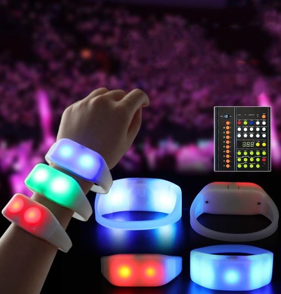 Télécommande LED Silicone Bracelets Bracelet RVB Couleur Changeante Avec 41 Touches Contrôle Lumineux Bracelets Pour Clubs Concerts