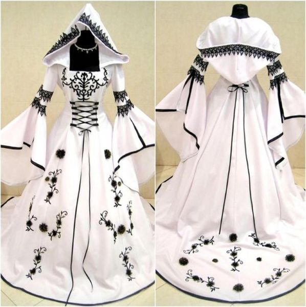 Renaissance Medieval Vintage Vestidos de novia en blanco y negro 2019 Bordado de manga larga Lace Apliquado LaceUp Back Gothic Bridal29070558