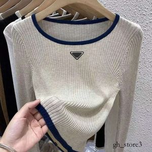 Rendre les pulls pour femmes tricot à tricot 2023 Automne d'hiver Office Office Long-mandeve à l'intérieur des pièces en vrac Tops