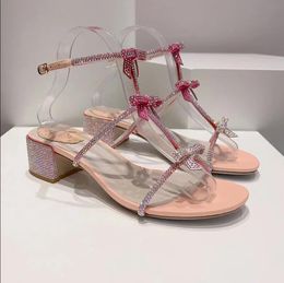 Rene Caovilla Strikjes Chunky Heel strass sandaal Kristal Verfraaid Avondschoenen roze damessandalen Geklede schoen Luxe Ontwerpers sandalen enkelbandje Fabriek