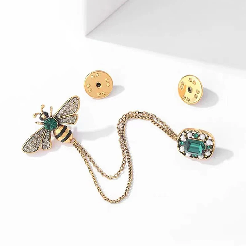 Rerto Bee Crystal Brooches for Women Enamel Rhinestone Animal Tassel Lapel Pins Men's Suit Collar Pin Badge Accessories